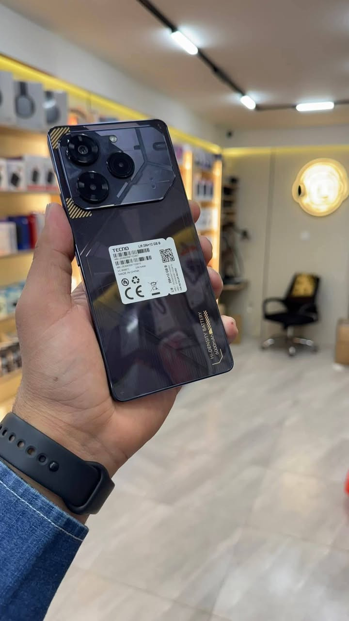 TECNO POVA 6 Pro 5G 🖤
 بسعر 169 الف فقط🥰 وحش تكنو 💪
الذاكرة 256GB
الرام 12GB+12GB=24 GB 
المعالج Dimensity 6080 
ببجي 60 فريم بقية الألعاب 90 فريم 
بطاريه عملاقة 6000MA 
تبريد داخلي نظام إنارة خاص 😍
شاشة Super Amoled 
شحن سريع 70 واط
بصمة مدمجة بالشاشة
كاميرا 108 ميجابكسل 
نظافة مليار بالمية 
بسعر 169 الف فقط يا بلاااش 
واتساب ***********
مكان أربيل هفالان قرب جامع سيد طيب #هفالان_اربيل
