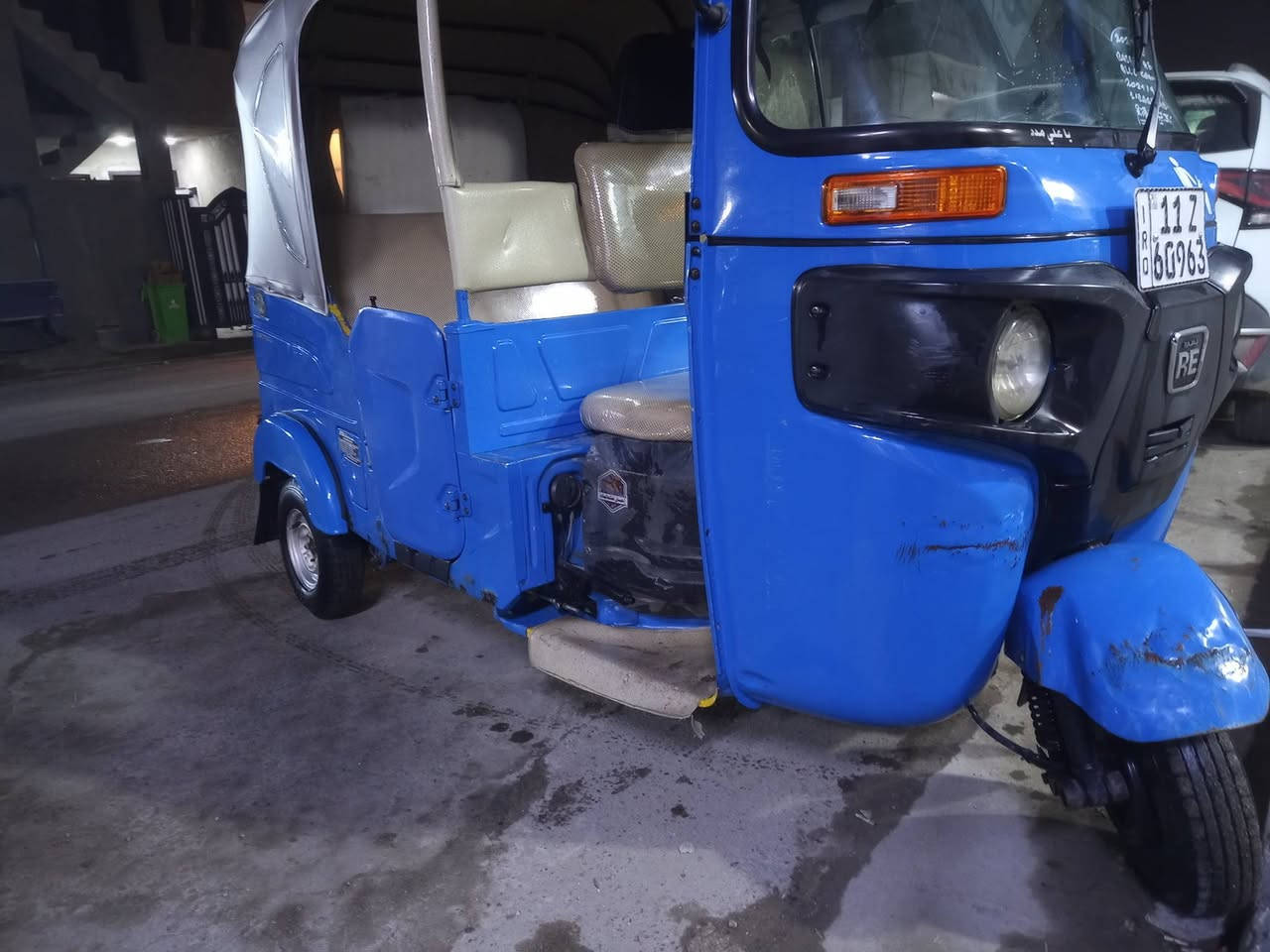 سلام عليكم تكتك للبيع رقم بغداد انكليزي بيه صفحه صبغ وبلغد بارد مكينه وكير خير من الله  موديل2021 المكان حي الإعلام تقاطع تدرويش
رقم التليفون:***********
