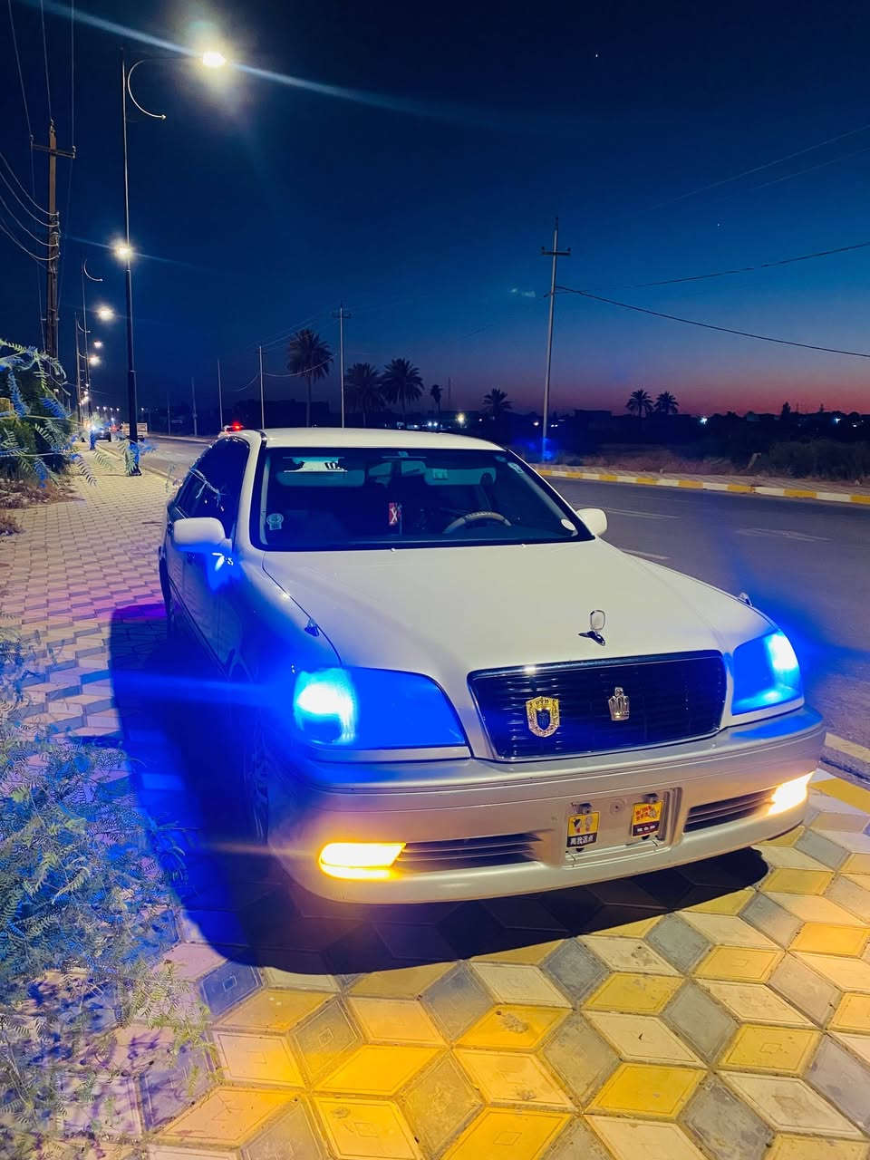 للبيع
كراون ملكه موديل 2002 #ادوات_كص

بدون لوحات

كير محرك شرط محرك Vvt.i 2500

تبريد ثلج قطعتين

تايرات نص عمر 

مسجل شاشة 

ثلاجة شغالة

ترتيب شبابي فول

اترايك 180 

مكان السيارة بيجي ( المزرعة )

السعر 38 وبيها مجال

بدون امراوس فقط بيع

هـ ***********
