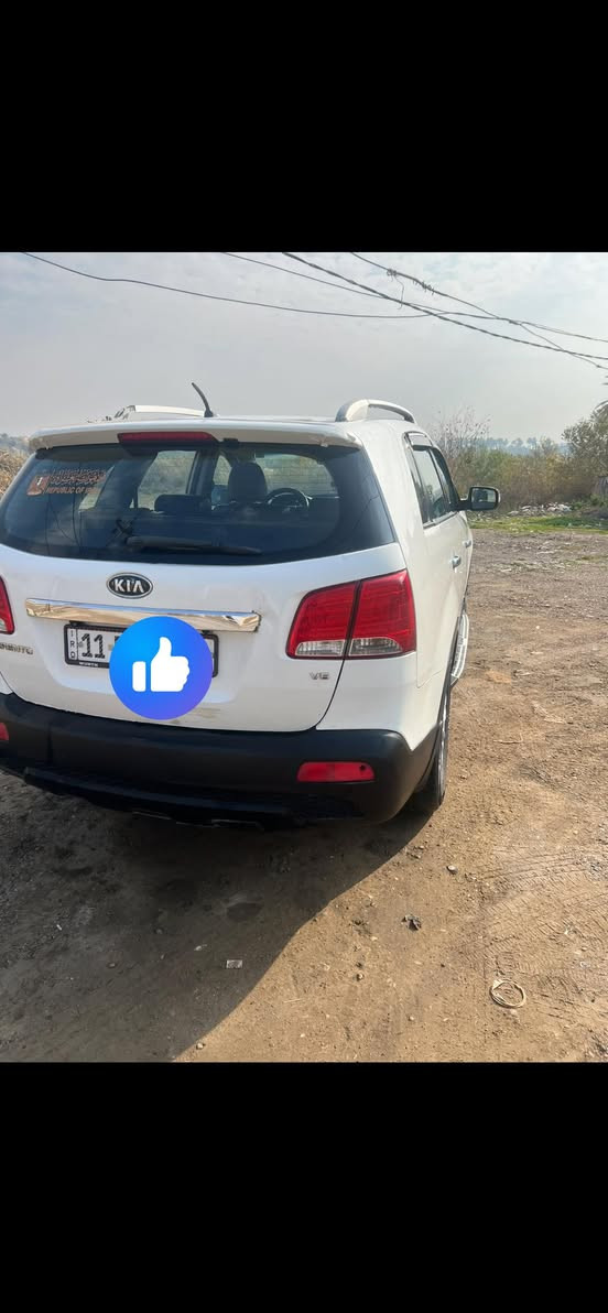 سورنتو 13 رقم بغداد بأسمي فول مواصفات محرك 6سلندر 
***********بيها بارد قليل والباقي مكفول السعر165 مكانها بلد يثرب
