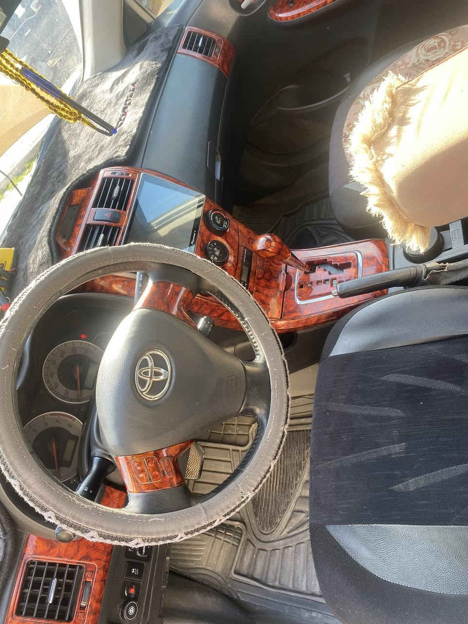 سلام عليكم لبيع مديل 2010واردرقم انبار شرط التحويل غاز بانزين ضرر قطعتين بدون دواخل المكان تكريت السعر 105وبيها مجال الاتصال ***********
