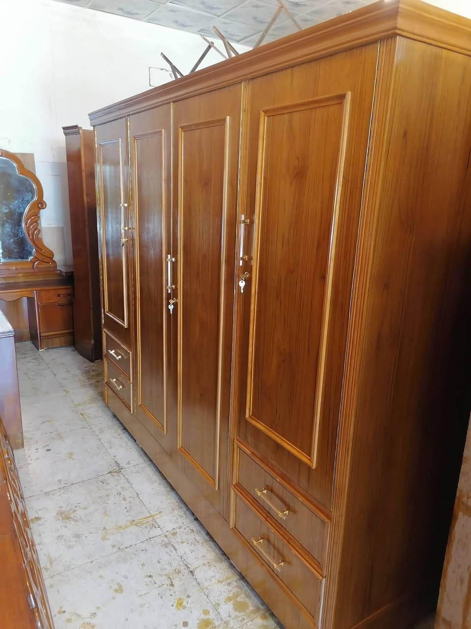 كنتور ٣ باب و٤ باب نقش زان جديد شغل توصيه صاج 5ملم معرض ابو حسن حي السكر مقابل ساحه غاز السكر ت *********** مستعدون لشراء غرف النوم والكناتير المستخدم
