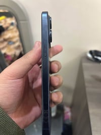 ايفون 15 برو ماكس • ٢٥٦ • بطارية ٩٧%