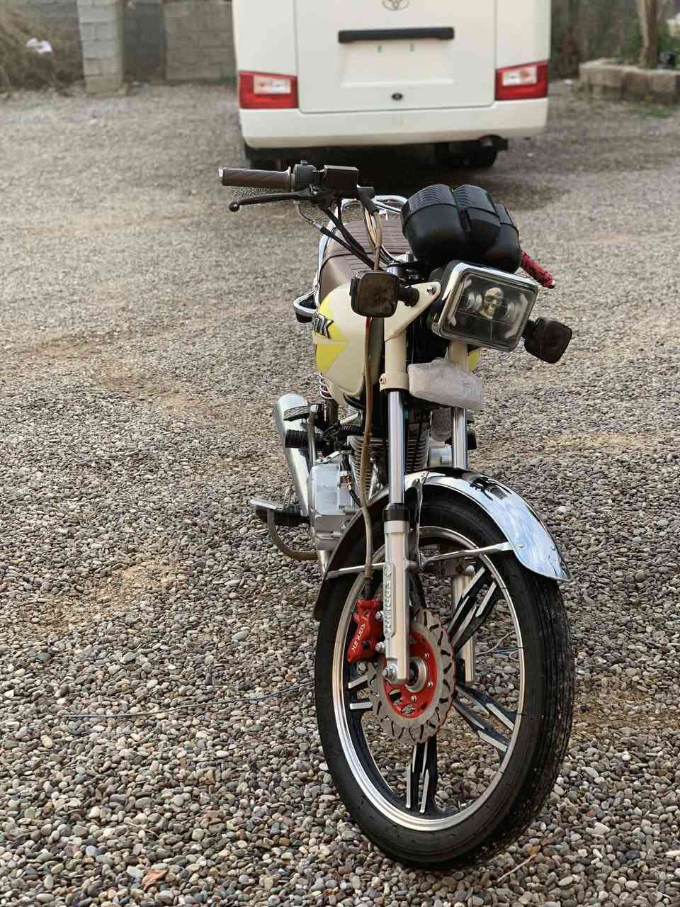 السلام عليكم
ماطور سافان سلولنك للبيع
محرك ما مفتوح موديل 23
السعر 580 وبي مجال 
اتصل وتدلل 
***********
