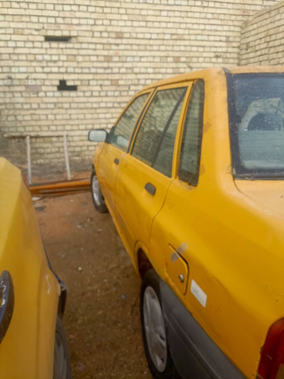 سياره سايبه مكاني بغداد حي الجهاد ابيع لكم حديد بس مكينه وشواصي مقفولات راعيها موجود ب 800 ***********
