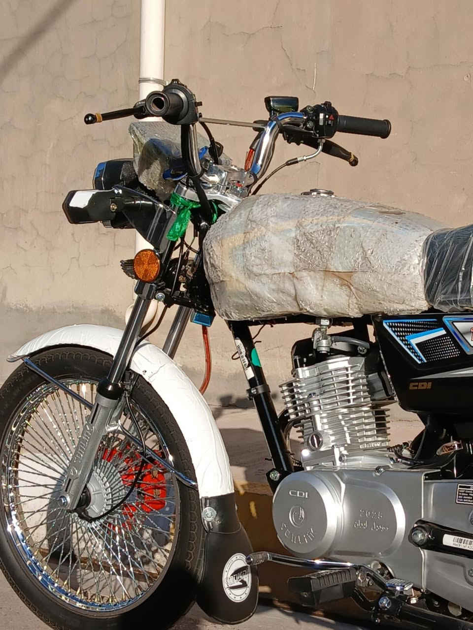 سلام عليكم شباب للبيع موديل 25كفاله شراي يتصل *********** خاص متواجد
