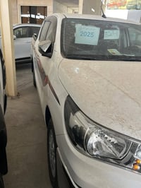 هايلوكس زيرو 2025ساس بصمه فول يترقم بغداد سعر302$ 07717983334