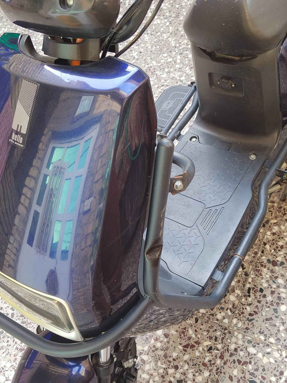 السلام عليكم
دراجة شحن19hllo
ملف 1500
6 بطاريات (الدراجه مستحقه بطاريات)
(ابيع بطاريات تالفه) 
سرعه 60
والنظافه موضحه بالصور 
العنوان بغداد البلديات
رقم الهاتف ***********
