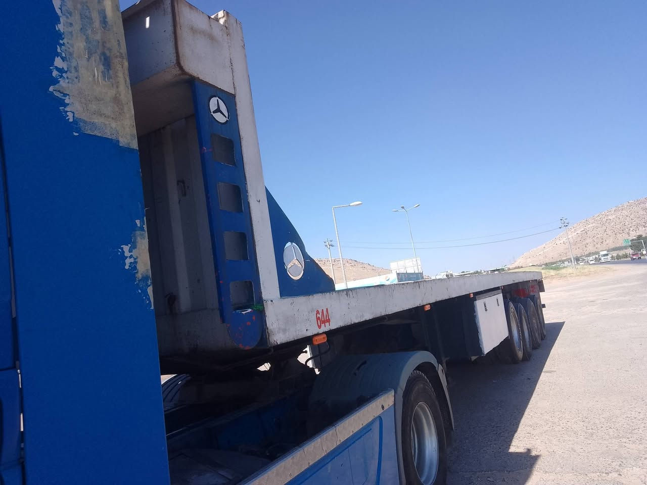 السلام عليكم عربانه حداديه طول 13و15سانتيم شريط صيني نزال 65دناكير 14جتف ابو9تايرات نص عمر عربانه جاهزه للشغ السعر 110$اوبيه مجال ***********
