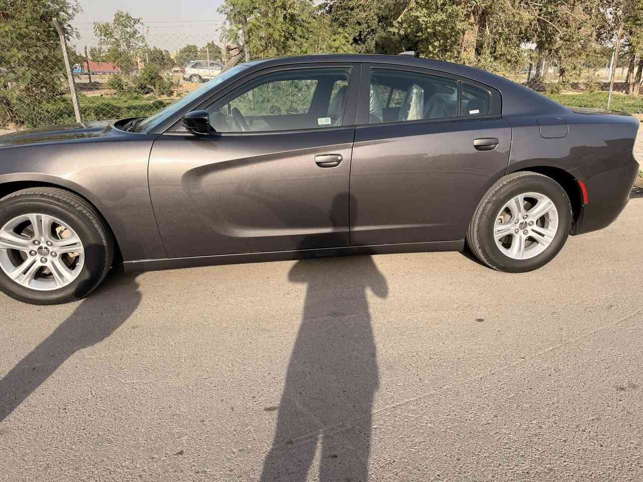 جارجر موديل 2023 شاشة كبيرة
ماشيه 40 الف رقم بغداد
مصبوغه الدعامية والبنيد فقط ضربتها واضحه في الصوره
السعر 21,500 وبيه مجال بسيط
للاستفسار ***********
