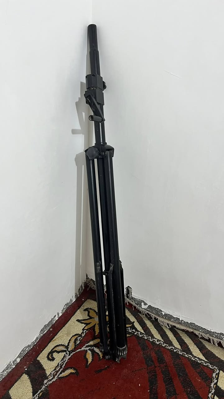 السلام عليكم استاند سماعات هايدروليك متوفر قطعتين


**إذا كنت صاحب هذا الإعلان وتريد حذفه لأي سبب، رجاءا أرسل رسالة إلى الدعم الفني**