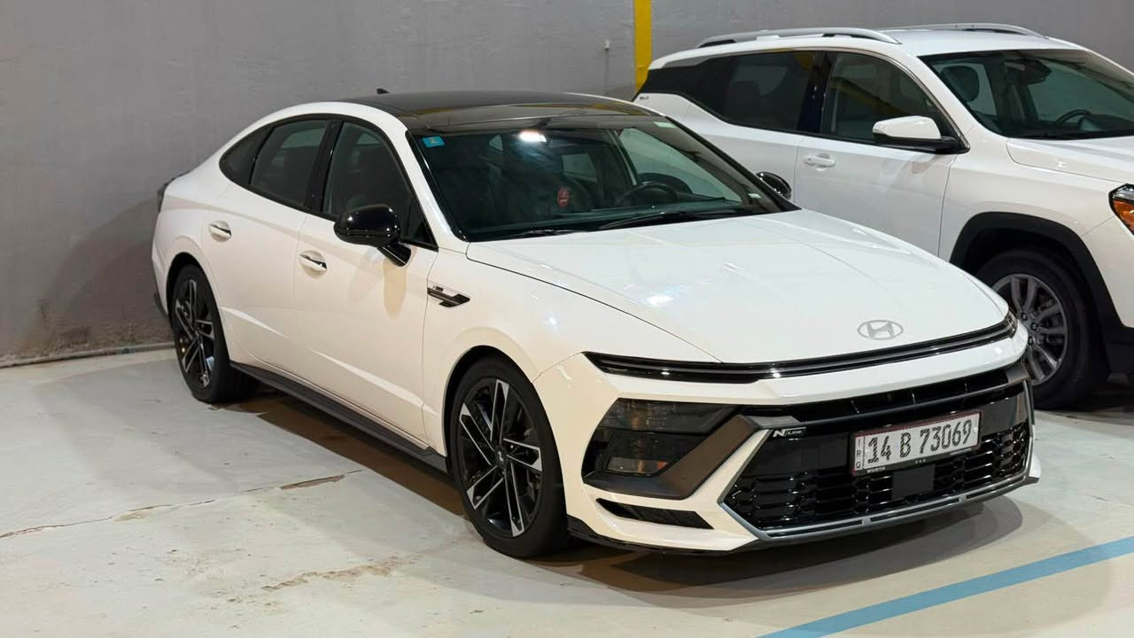 Hyundai Sonata N line 2024
 سوناتا N Line موديل 2024 السيارة وارد امريكي حادثها بنيد وجاملغات امامية السيارة مرقمة وجاهزة اجة بيها كلير بالجنطة فقط من امريكا 
للتواصل *********** البصرة, العراق
