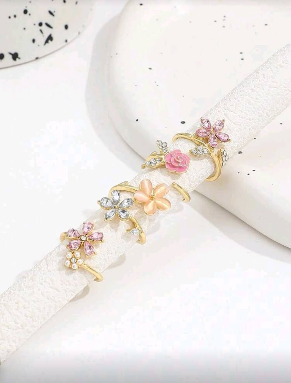 هەمووی ٤پارچەیە نرخی ٤,٥٠٠🔥
گەیاندنمان هەیە بۆ هەموو کوردستان 🚕


**إذا كنت صاحب هذا الإعلان وتريد حذفه لأي سبب، رجاءا أرسل رسالة إلى الدعم الفني**