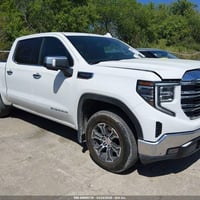 2025 GMC SIERRA 1500 4WD SHORT BOX SLT اللون/ابيض  /عداد المسافة 41,38...