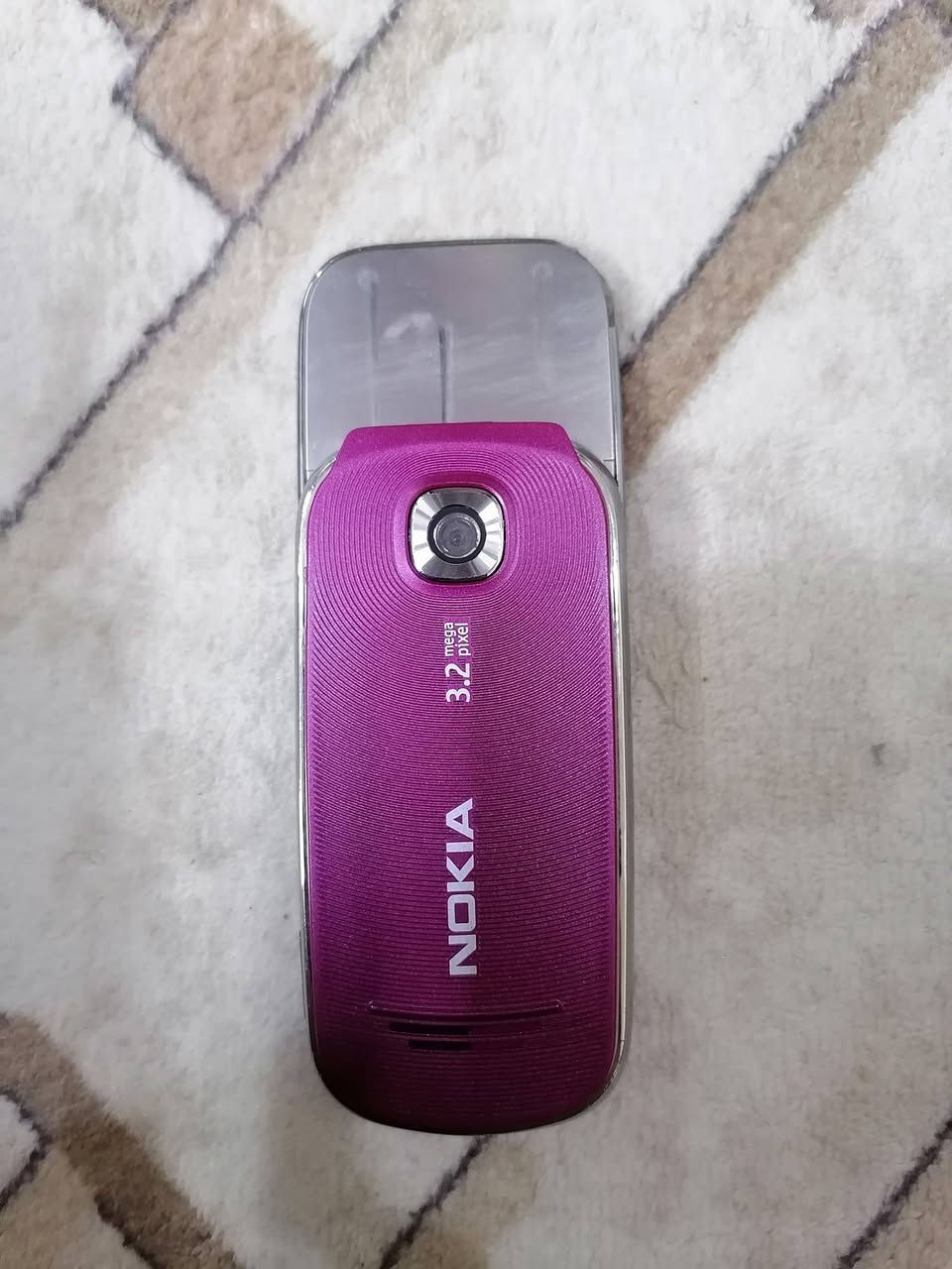 نوكيا اصلي للبيع مع شاحنه اصليه سعره 35ويه توصيل


**إذا كنت صاحب هذا الإعلان وتريد حذفه لأي سبب، رجاءا أرسل رسالة إلى الدعم الفني**