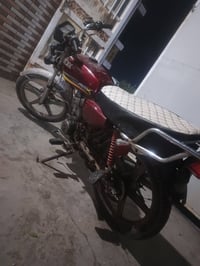 شباب إيراني تايكر اربعه كير ماطور مال روحه وجيه يرادله بس ضفيره وقبق م...