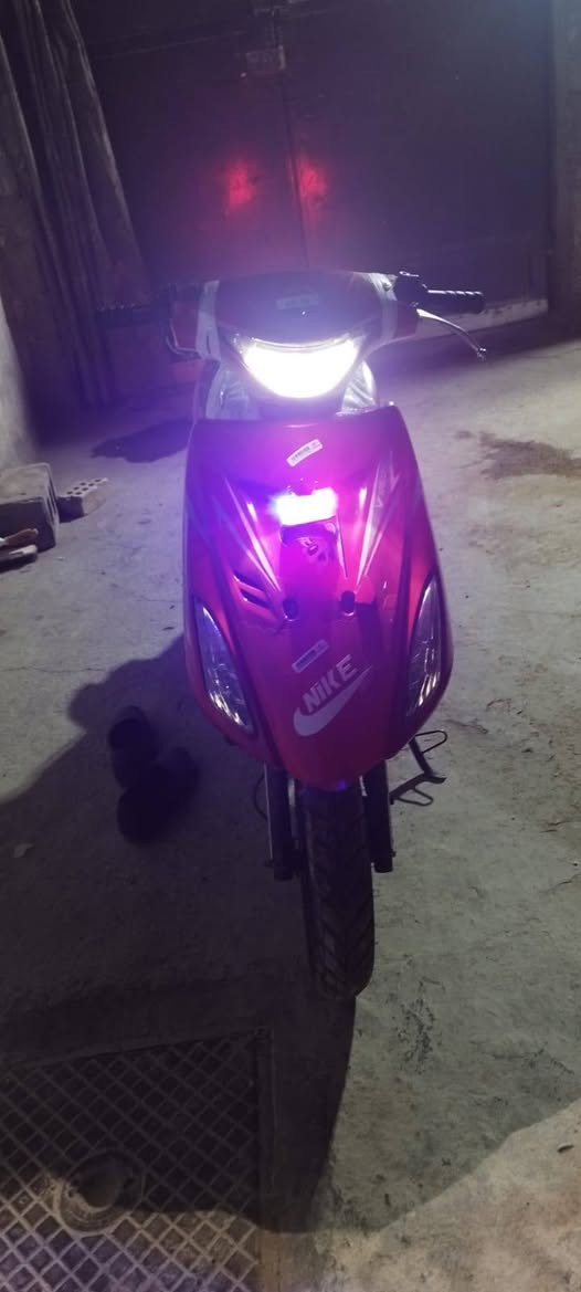 سلام عليكم درجة ادرس 140درجه  شعله ومعدل  سلف شغال كلها كامله اورق كامله  درجة حلوه  السعر 300وبيها مجال مكاني بغداد المشتل الاستفار ***********وتساب
