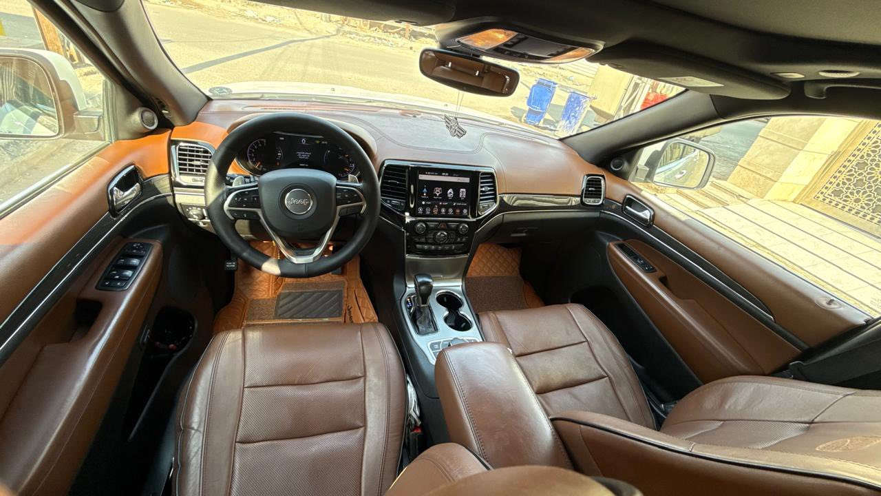 سلام عليكم

جيب شيروكي اوفر لاند

 مديل 20

فول مواصفات سياره وكاله هارلم 

كفاله عامه 

***********
