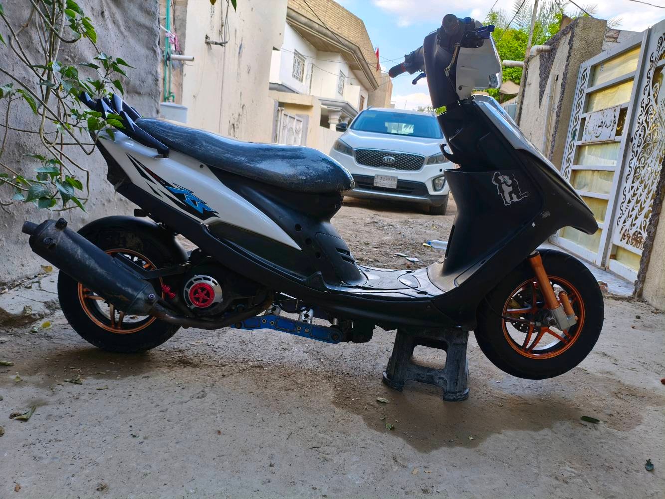 مرحبا ماكس عدله بوشه 58 شلعه ومعدل تشك الكاع نضيفه هواي بيه تزويد من الكفر لامامي للكفر الخلفي اقرا 
ويل رياضي اصلي 
تايرات زوج جيلاتين جديد
باتري جديد
سلف رياضي 55 اصلي 
دبلات اماميه رياضي 
فج وعنبار رياضي اصلي 
قبضات رياضي 
صرة دهن رياضي 
عقل رياضي سرعه تعبر ال100
دشبول جديد وكله شغال 
كابريته جديدة ام العلبه الخضرة 
دبل خلفي مع تطواله رياضي اصلي 
شيال راجع رياضي اصلي 
قبق هندر والسواد جديد 
قبق فلاوين تزويد 
كلجات wf 
كفرات اصليه ام الختم 
الكهربائيات شغاله كله سلف هندر اشاير لايتات
بك لايت جديد وماصدة جديدة وترايش جدد مكان الدراجه حله وهذة رقمي ***********