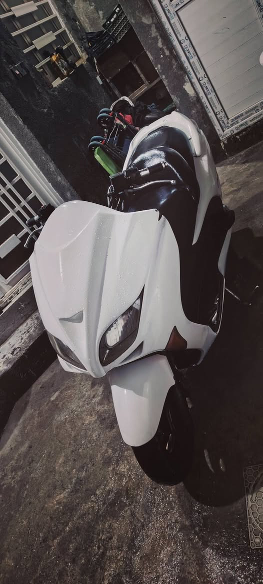 السلام عليكم من رخصة الادمن
للبيع فورزه 08 مابيها اي نقص مكفوله مكينه خرسه
بيها ريمونتات ثنين سويج طوارئ ام بي ثري وسماعاته شغال
تراي وين متريد دراجه جاهزه السعر 850 وبيها مجال
مكان كربلاء طويريج للاستفسار ***********
