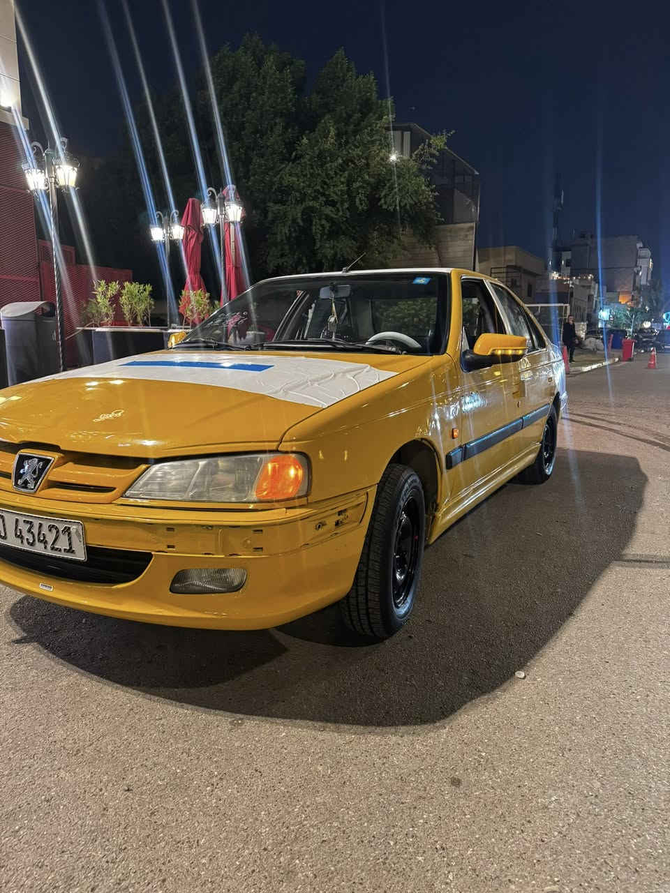 السلام عليكم بيجو بارص2015كير ومكينه وكهربائيات وحداديه خير من الله تجي وشوف بعينك رقم انلكليزي مصبوغه حزام للجماليه مصفره هيه وغرمات مكاني بغداد شارع حيفا 54وبيه مجال ***********وتساب
