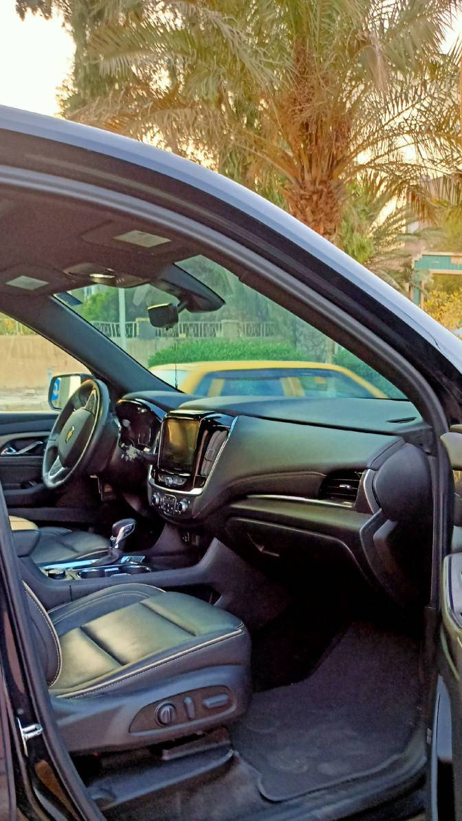 شوفرليت ترافرس
- فئة بريمير فول مواصفات
فتحتين سلايت
- موديل 2023
رقم بغداد مميز 
- محرك 6 سلندر 3600 VVT  مكفول 
- كير 9 نمر مكفول 
- عداد المسافة 39 ميل 
- 5 كامرات 360 درجة
- 7 راكب 
-منضومة زنزنون زرع عدسات اصلي 
-لايت نهار
-كشنات جلد منفصل 
- تبريد مركزي منفصل 
- كشنات الأمامية تدفئة تبريد فول كهرباء 
- رادارات امامي خلفي جانبي وميزة رادار اشخاص 
- اشاير بالمري مع حساسات نقاط العمياء 
- شاشة خزنة 
-نضام الصوت boos فول سيستم تضخم
- نظام ابل كار بلي واندرويد 
- المراية الداخلية الوسطية شاشة كامرة خلفية 
- اوتو ستارت و اوتو ستب 
- تشغيل عن بعد 
- جنطة كهرباء التحكم من 3 اماكن وميزة التحسس على القدم مع نظام فتح جنطة جزئي او كلي 
- فتحتين ثابته ومتحركة و ميزة المتحركة نوعين فتح
- شاشة اعطال وقياس الاطارات وضغط زيت المحرك ونسبة جودة الزيت و مسافة العداد المؤقت لزيت المحرك 
- شحن واير لس  
- تحديد مسار و مانع انزلاق و نظام السير على الثلوج و نظام المنحدرات 
- حساسات امامي خلفي جانبي مع منبه صوت وعلامات بالشاشة
- خزن كشن ومقود ومرآت الجانبية  
- السيارة بصمة مع 4 بصمات ابواب 
- فول تحكم ستيرن 
حادث بنيد وجاملغ فقط

للاستفسار *********** عمارة, ميسان
