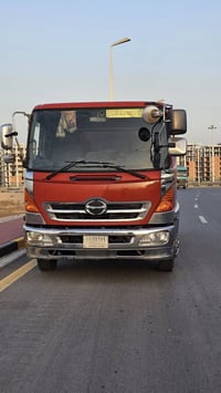 كابسة نفايات • ١٠مكعب • البصرة خمس ميل