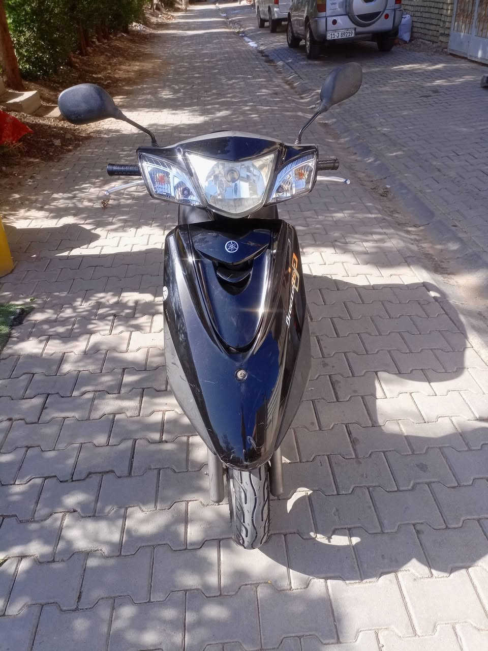 السلام عليكم للبيع عندي دراجه بريز بغبغاء نوزل الدراجه كفاله عامه كفاله جديده مابيه نقص تأخذه من الباب كله كامله أوراق كاملة سويجين الدراجه بيه مكاني بغداد العطيفيه السعر 800 وبيه مجال بسيط هذه رقمي *********** اتصال
