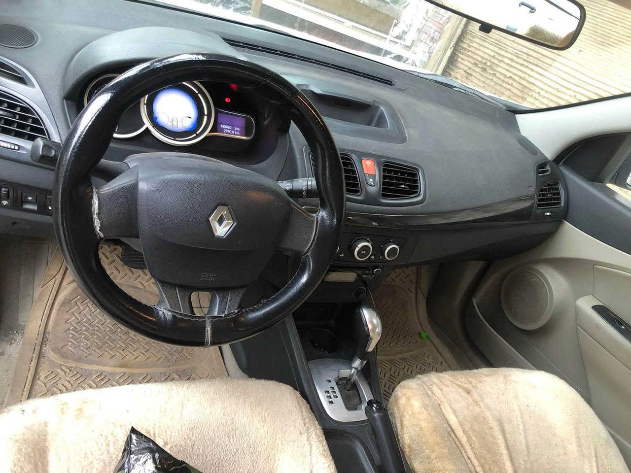 بە ناوی خوا 
رینۆی فڵۆنس ٢٠١٦ زۆر پاک تەنها دەرگای سایەقی گۆڕاوە بە بیلاد و ئەو دۆسەی چاک نەکراوەتەوە 
ئۆتۆماتیک و عادیە مەکینە و داروبەردی بە شەرت سەنەوی تا ٢٠٢٩ تازەیە تکایە تەنها جوابی تەلفۆن ئەدرێتەوە نامە مەنێرن بۆ سعر $٩٦ و معامەلە
***********
*********** السليمانية, العراق
