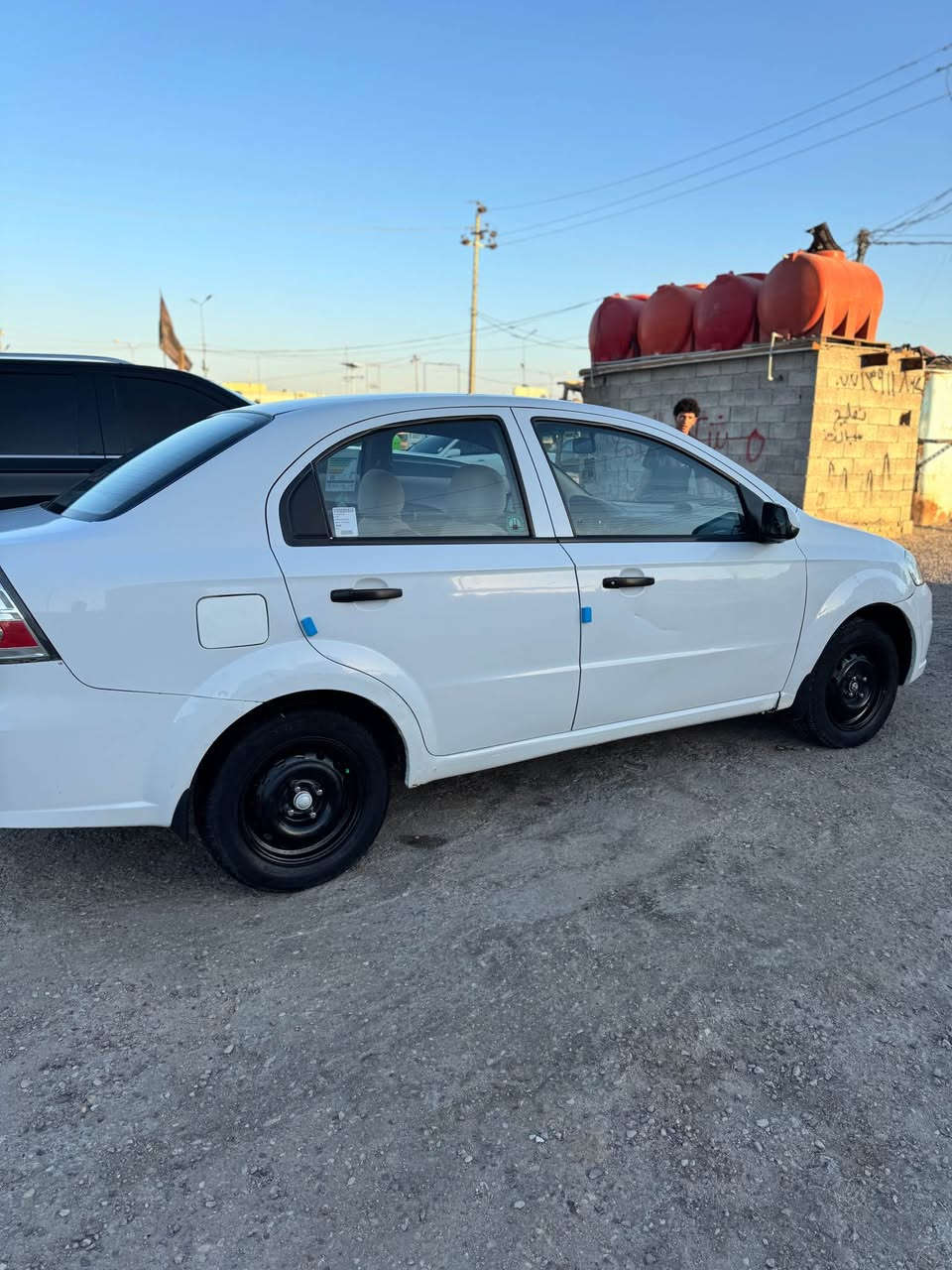 افيو 2011 رقم ميسان الانكليزي الجديد سنويه لل 27 السياره جاهزه حداديه 100‎%‎ مكينه خير من الله تدفئه تبريد كهربائياتها كلهه شغاله ما تذب عليهه ربع دينار ضرر السياره كما موضح بالسونار مكان السياره ميسان العماره السعر 74 و بيهه مجال بسيط للشراي
*********** عمارة, ميسان
