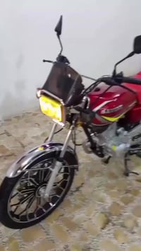 مكلف بالنشر دراجة نوع سيفان بدون اوراق موديل2024 بصمة السعر 750 الف لل...