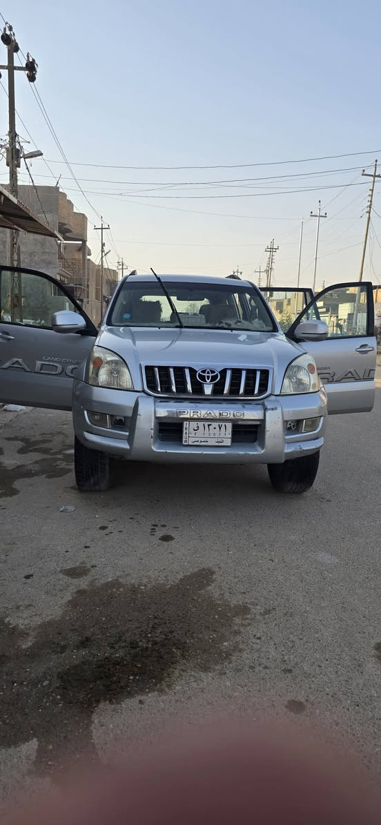 سلام عليكم
برادو 2009 مكفوله سوناره موجود 

سياره كلش نضيفه ممعنه كلمه مال جناي

مواصفات السياره 

1،،حساس أمامي 

2،،حساس خلفي 

3،،سبعه راكب

4،،ارضيه وكشنات جلد 

5،، شاشات 3

 تبريد فول 

محرك اربعه سلندر 

رقم نجف تحويل ثاني يوم 

السعر 150 وقابله للتفاوض
مكان السياره كربلاء طويريج
***********
***********
