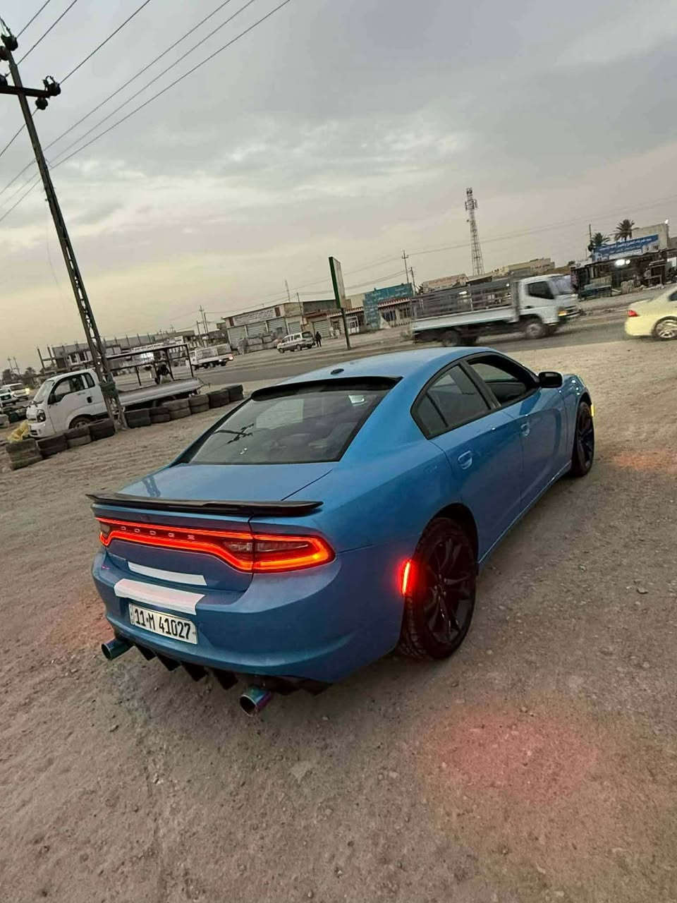 جارجر موديل ١٩ خليجي  رقم بغداد كفاله عامه ع سونار فقط بيه جاملغ الخلفي بارد محرك ٦سلندر تخم تاير كير حداديه سياره جديده مال جناي. والسعر 260ورقة وبيها مجال
وترهم مراوس  ***********
