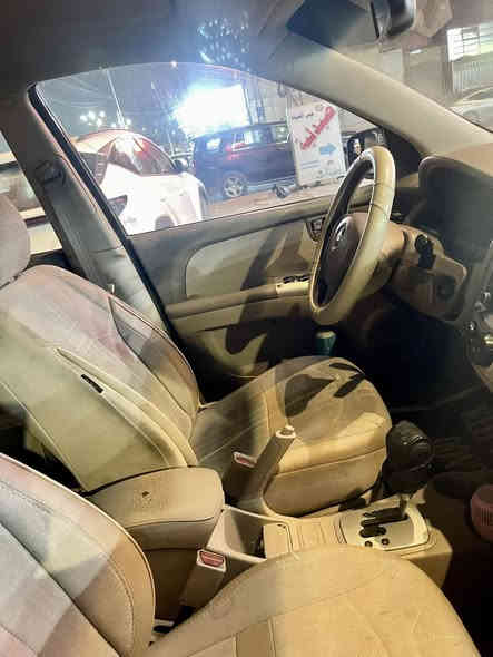 السلام عليكم ورحمة وبركاته 
سبورتج 2009
4 ويل
وارد خليجي
ماشية 210
فقط بنيد جارد 
وبارد بالبك لايت
محرك 2000 
والسونار موضح كل شي 
ب 125 وبيها مجال حك جيتك
بغداد حي اور قرب نادي النفط الرياضي
***********
