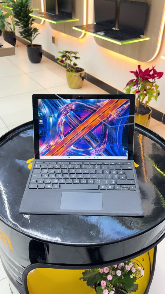 Ipad microserfs pro  Cpu cori7th6 Rom 256gb Ram 256gb ssd Display 13inch بسعر350الف والتوصيل مجاني  متوفر بلفرعين حي الجامعة شارع المصرف والكرادة ساحة كهرمانة  *********** ***********
