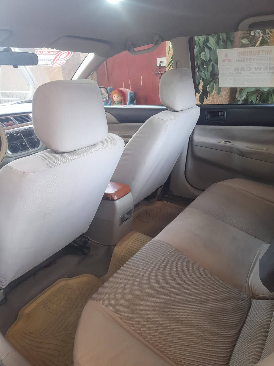 اللهم صلي على محمد وال محمد سيارة لانسر مسيبوشي موديل ٢٠١٠ رقم قادسية باسمي جاهزة بيها صبغ ٣قطع بدون ضرر داخلي للاستفسار الاتصال على الرقم ***********العنوان ديالى السعر ٧٨ورقة وبيها مجال
