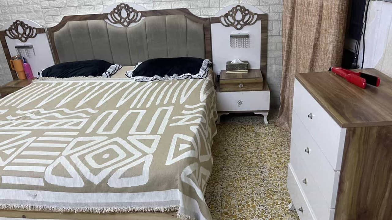 غرفه نوم نضيفه جدآ مابيهه ضرر ابد غير هذا بجربايه من المسح شويه سعرها 300 وبيهه مجال مكان بغداد الشعب


**إذا كنت صاحب هذا الإعلان وتريد حذفه لأي سبب، رجاءا أرسل رسالة إلى الدعم الفني**