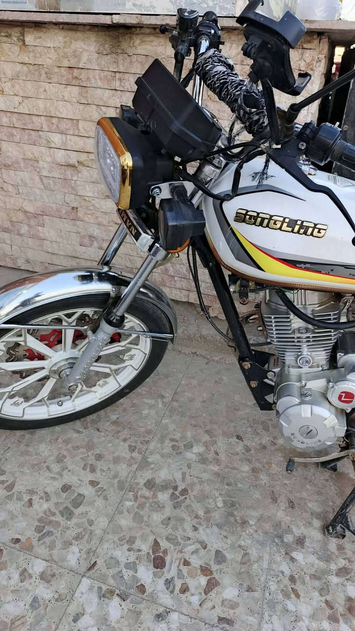 السلام عليكم دراجه 25اوراق صولي مكفوله سعره 575بيه مجال بصيط بابل الهاشميه هاذه رقمي ***********
