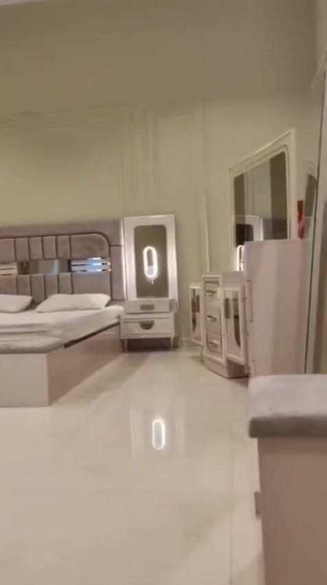 وصول غرفة نوم كلاسك ابواب 10 قطع معمل اصلي درجة اولى📢
نفس الصورة بالضبط💯
برغي وجوي حديد
سرير جك خزان 
انارة ذاتية ثلاث الوان
نرمايد هيدروليك 
سكك ثلاث مراحل  
نقوش بروفيل درجة اولى 
متوفرة بلون كبتشينو✅
قياس الكنتور مع الملحق 340سم ✅

السعر مليون و500  الف  عراقي💰


**إذا كنت صاحب هذا الإعلان وتريد حذفه لأي سبب، رجاءا أرسل رسالة إلى الدعم الفني**
