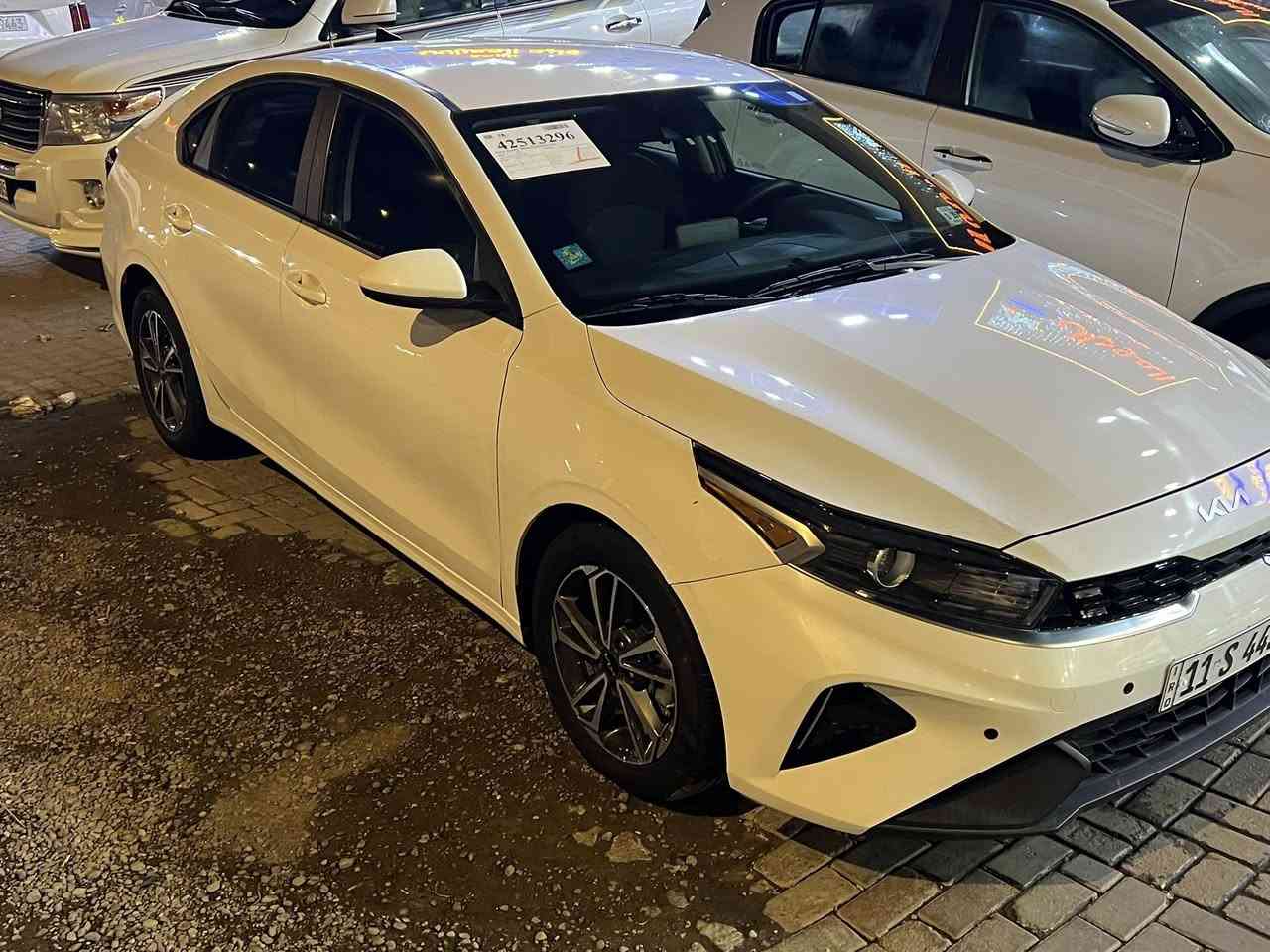 السلام عليكم فورتي وراد امريكي موديل 2024 
السياره اخت الزيرو ماشيه8000 ورقم بغداد مميز
رادار تحكمات شاشيه المواصفات العاديه الي معروفه بيه
 حادثه جاملغ فقط مرجعينه على البارد وبل بيبان هم شوي بارد العنوان بغداد شكوك (للاستفسار على هذا الرقم)
{***********
