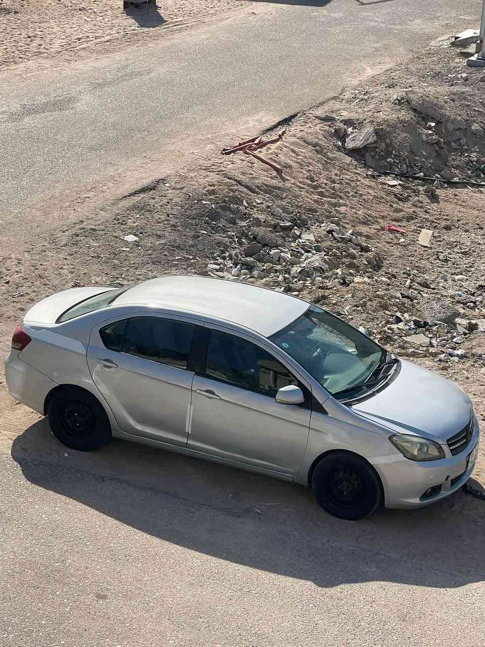 السلام عليكم كريت وال فولكس مكينه كورلا يارس كير عادي ٢٠١٢ سياره باسمي هزه وسنويه لل٢٠٣٠ مكينه وكير وكهربائيات كله تمام نقصها كمبريسر تبريد وبور ستيرن السعر ٤٠ عليها غرامه ٤٠٠ الف ينزل من سعرها مكان البصره القبله ***********
