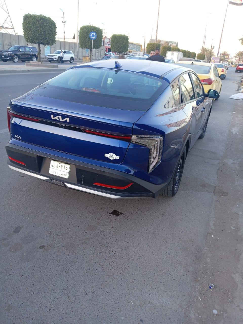 سلام عليكم K4البيع موديل 2025     جاهز عله اخر حبايه ما نقصهة اي شي حادثة موضح بل صور فول ما عده الفتحه شحن لاسلكي تشغيل عن بعد سايد ابريك  كهربائي رادار امامي خلفي  تحكم استيرن تحديد مسار  المكان بغداد رقم الهاتف  ***********
