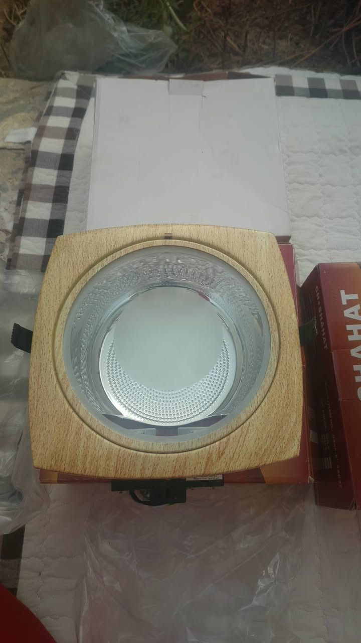 السلام عليكم براكيتات للبيع سعر الزوج ب٤ (***********)
