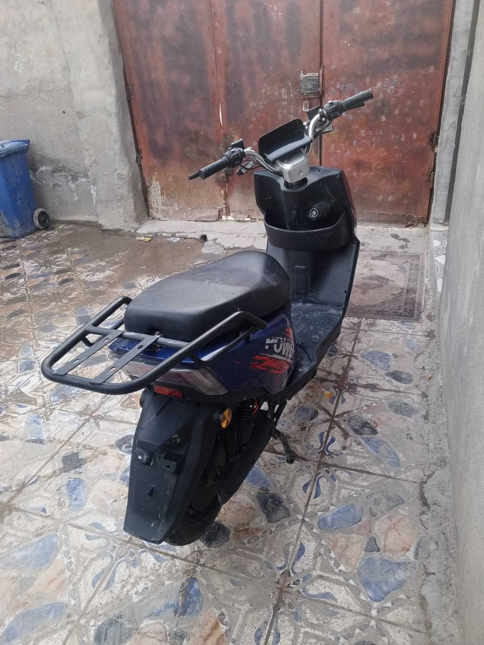 سلام عليكم دراجه ام اعيون مكفوله وجديد سعره 900وبيه مجال مكاني بصره زبير ***********
