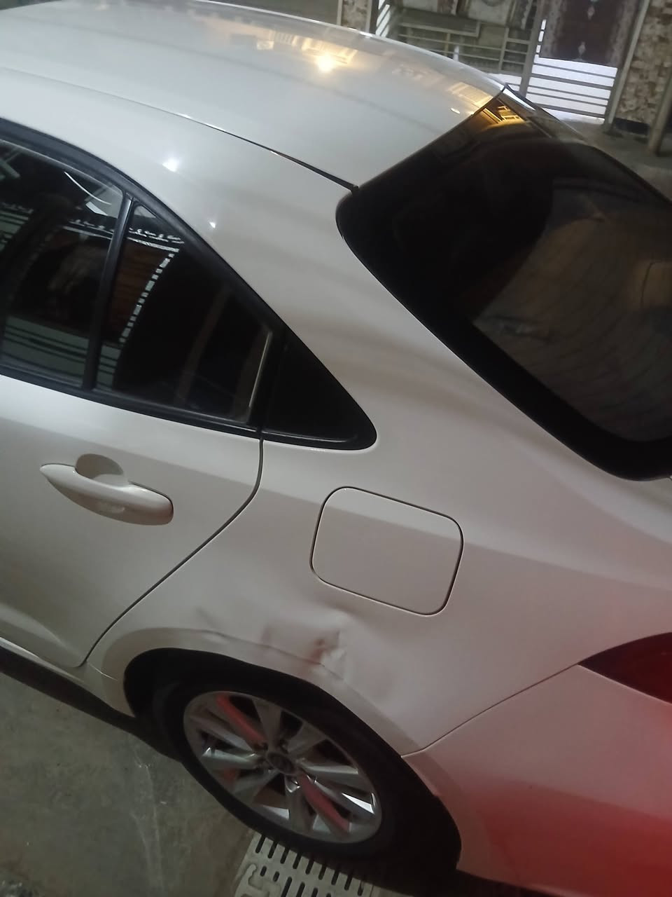 للبيع كورلا هايبرد Hev 24 ماشية 52 الف
كشنات جلد
سلايد روف
 رادارات امامية
بيها ضربة بالجاملغ الخلفي الايسر
السعر $154


**إذا كنت صاحب هذا الإعلان وتريد حذفه لأي سبب، رجاءا أرسل رسالة إلى الدعم الفني**