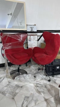 بضاعة جديدة • عنوان خاص • كراسي