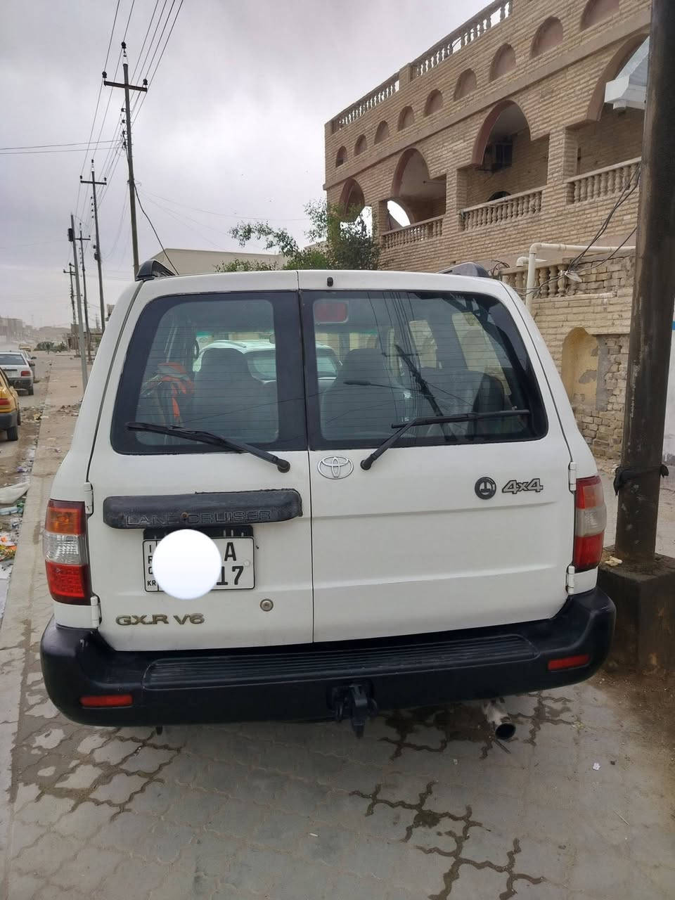السلام عليكم السيارة البيع مونيكه مديل 1999السياره مكفوله من ضربه مصبوغه صبغ جماليه تبريد شغال قطعه وحده السيارة كير عادي الايت زنون السياره بصمه رقم السياره السليمانيه  سعر السيارة 95 بيه مجال اللشرايه التواصل فقط تصال *********** مكان السيارة البصره الزبير
