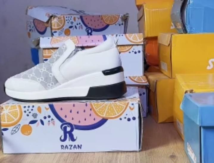 ابيع احذيه داخل طوريج وكربلاء يوجد خدمة توصيل سعر القطعه بس ع 7 الف


**إذا كنت صاحب هذا الإعلان وتريد حذفه لأي سبب، رجاءا أرسل رسالة إلى الدعم الفني**