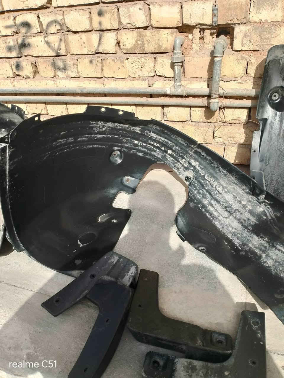 سلام عليكم بطاينه مال النتر من 21الى23 اصليات اماميات وخلفيات تخم واقيات مكان الغزاليه ***********
