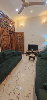 دار للبيع  حي الجامعة  100م مربع ركن  طابقين جديد  الأرضي غرفة نوم وصا...